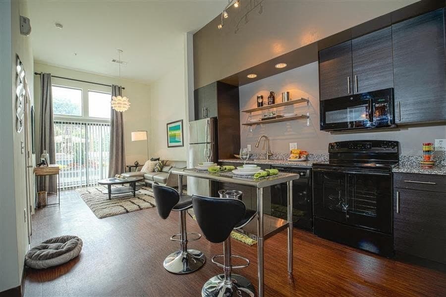 301 Memorial Dr SE Unit 275-506