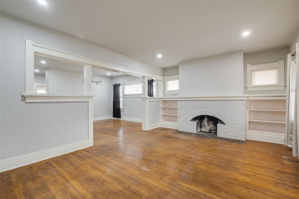 726 NW 24th St
