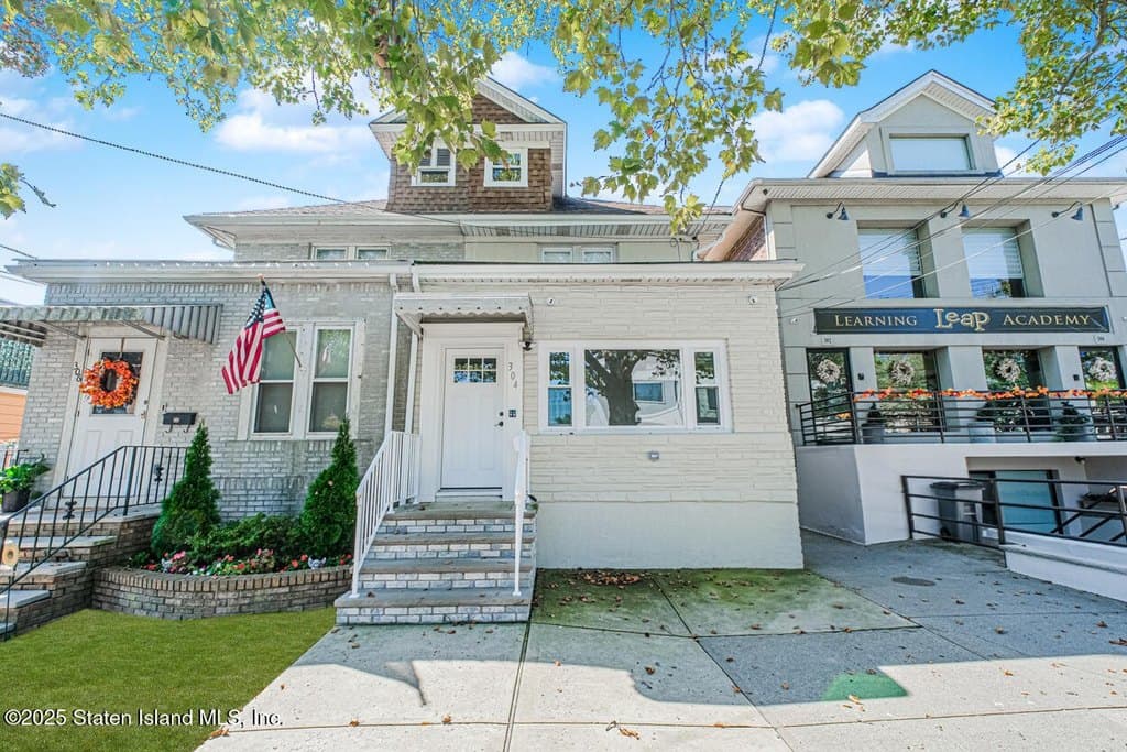 304 Cromwell Ave