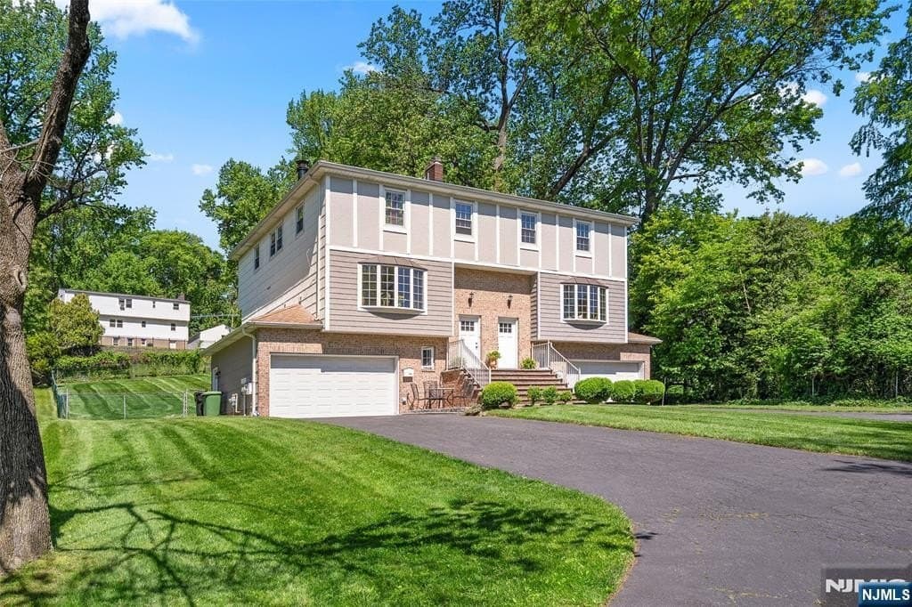 89A Forsythia Ln