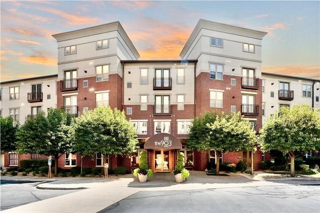 1000 Providence Pl Apt 216