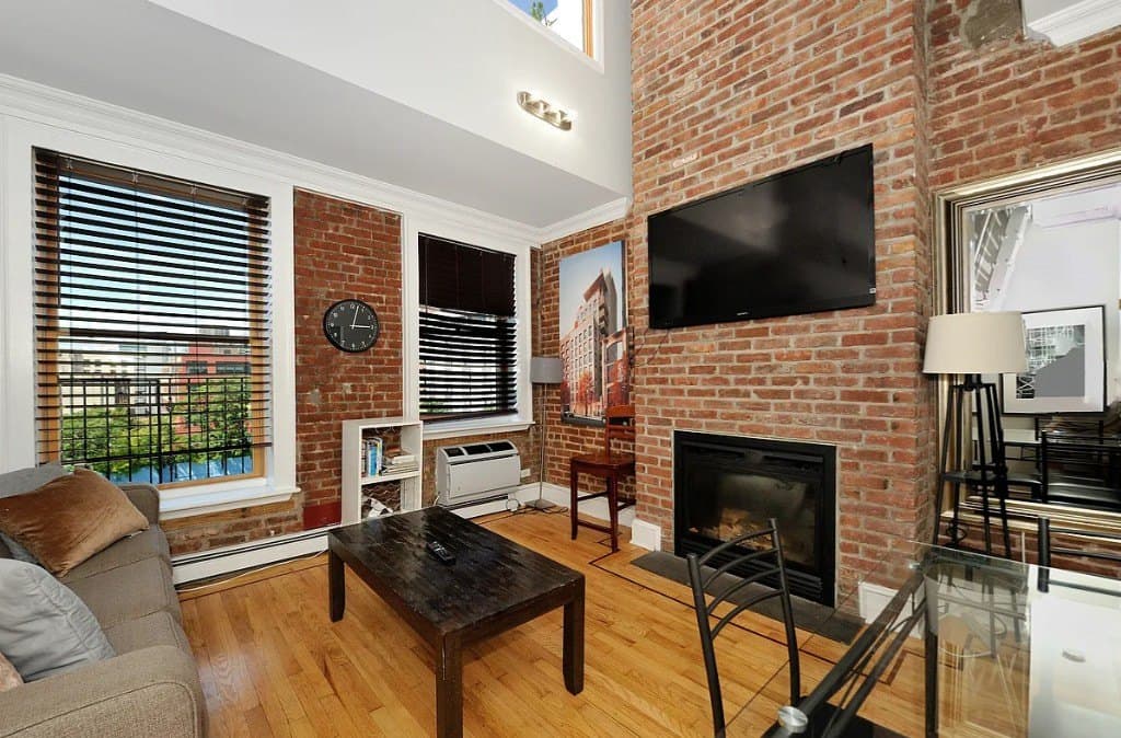 698 10th Ave Apt 5B