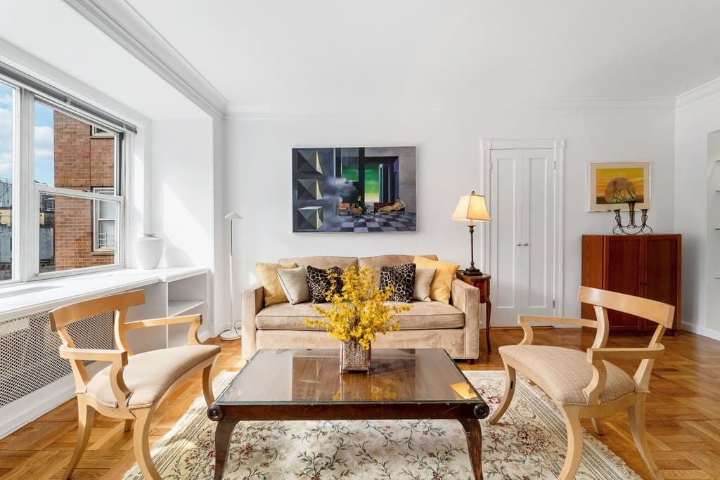 130 E 63rd St Apt 10F