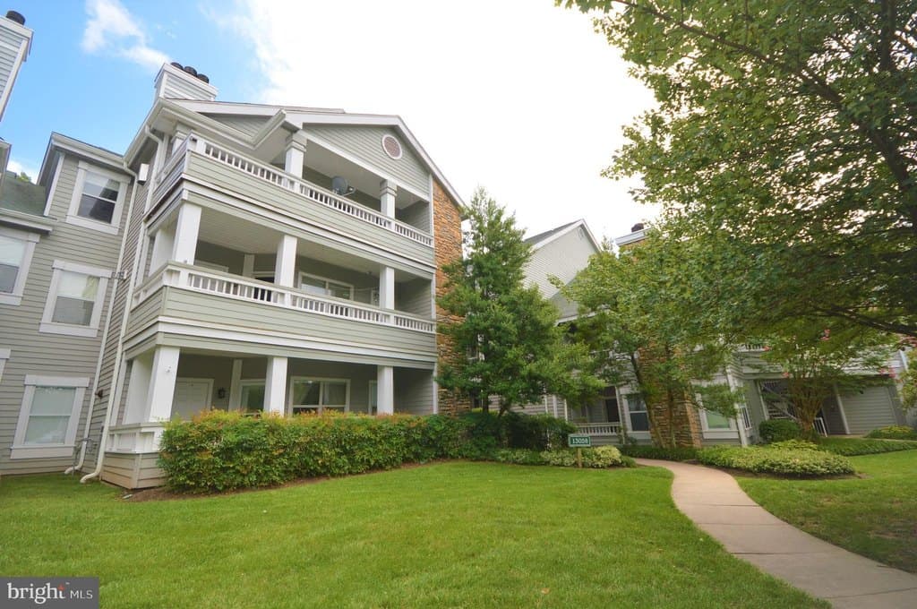 13058 Autumn Woods Way Apt 301