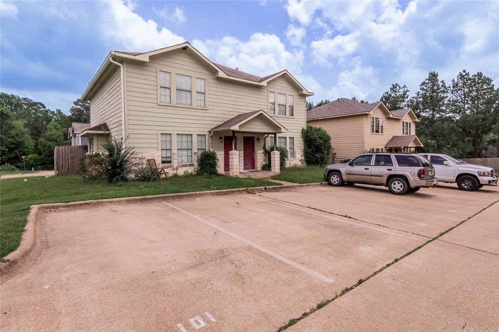 101 Yegua Cir