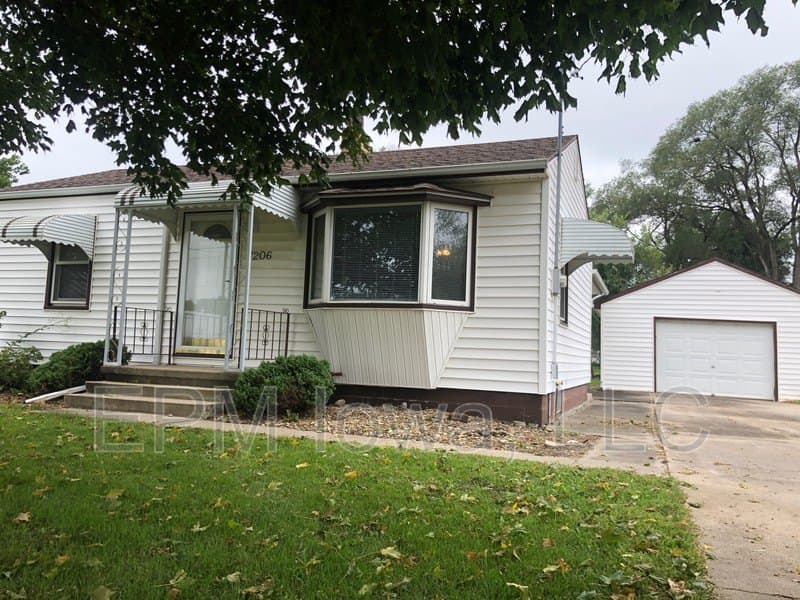 7206 Laporte Rd