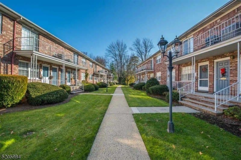 800 Old Springfield Ave Apt 19