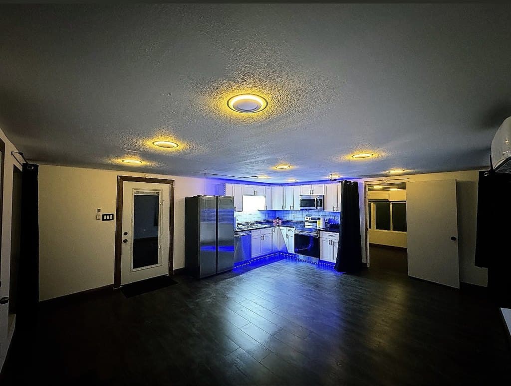 1321 Wade Dr