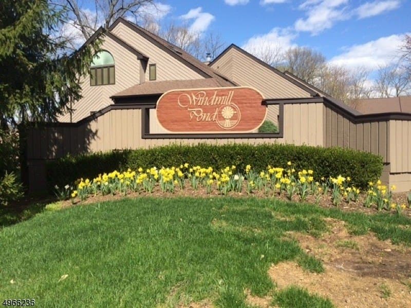 22 Windmill Dr