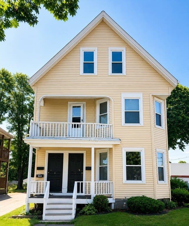 11 Holmes St Unit 2