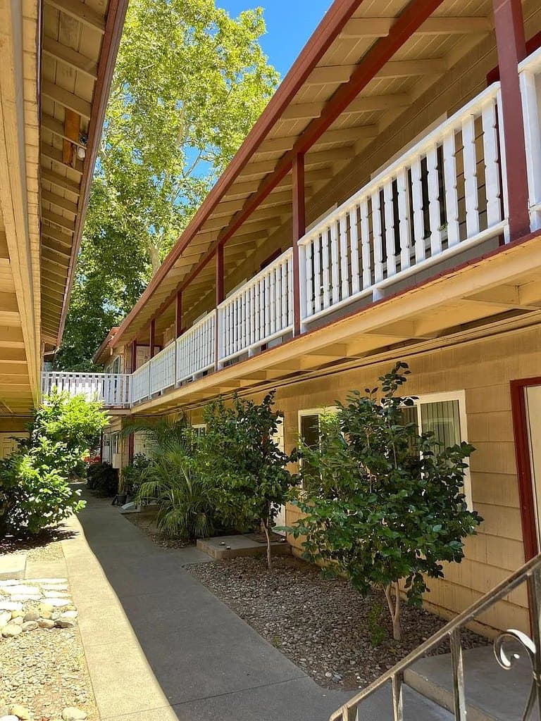 D Street Apartments
