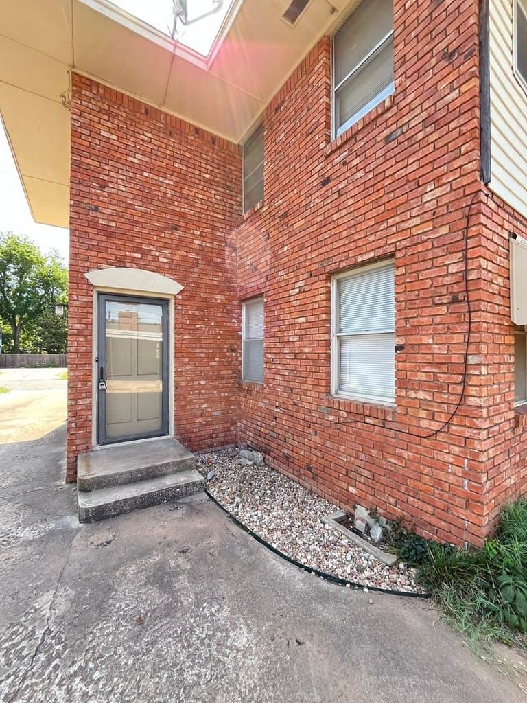 3617 N Drexel