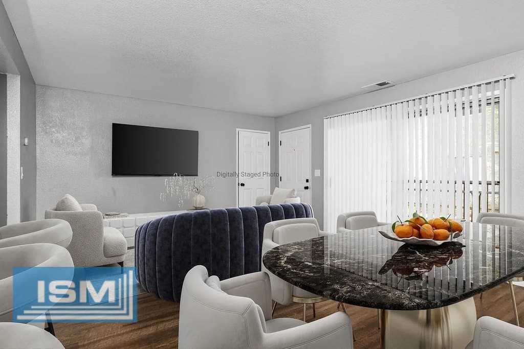 Redwood Cove Apartments