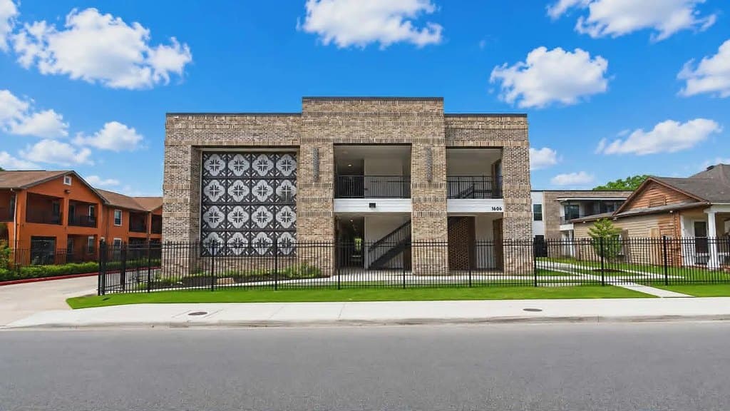 Memorial Apartments