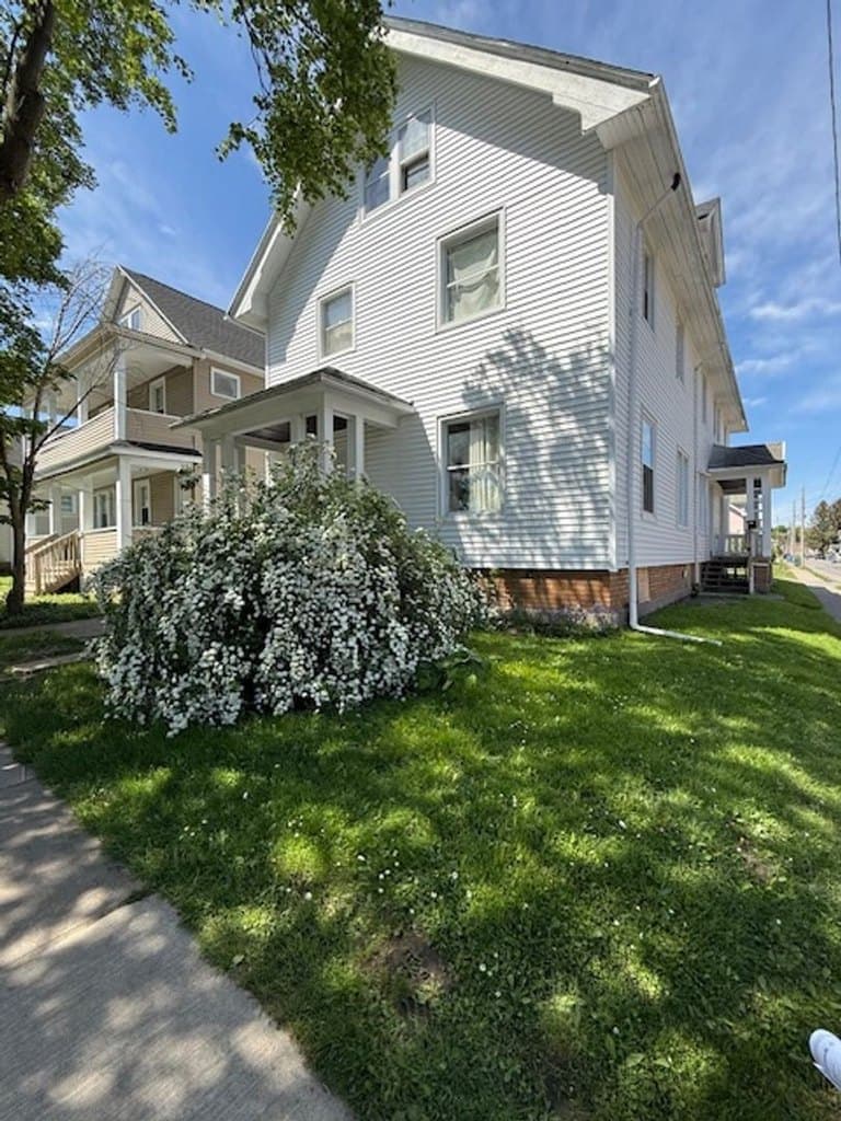 1321 North