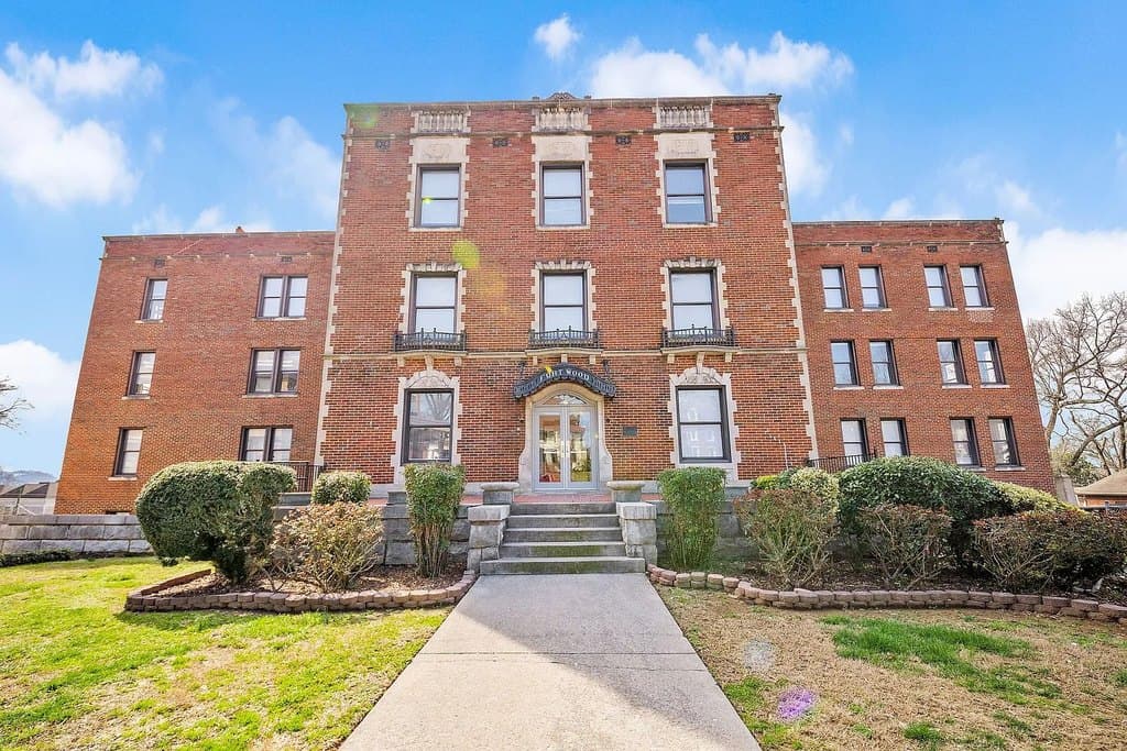 Fort Wood Apartments