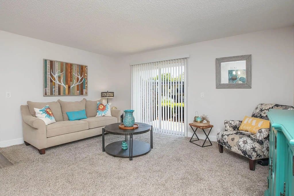 Nob Hill Apartment Homes