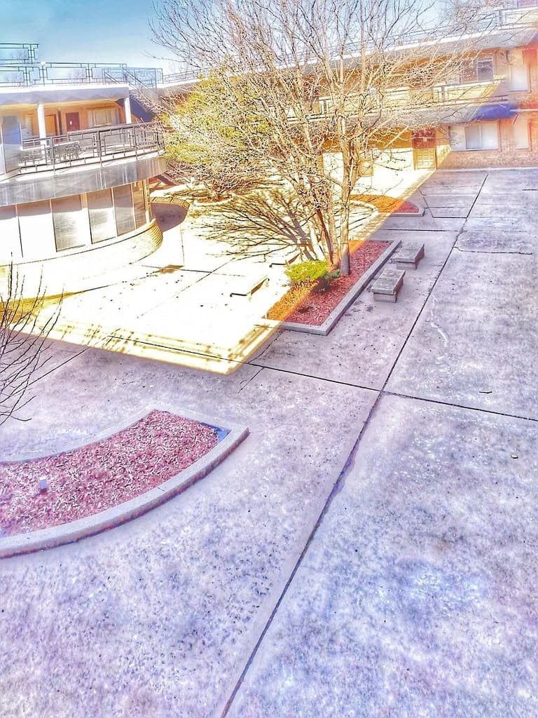 Skyview Court Apartments