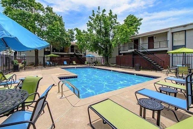 5560 Medical Center Apartments