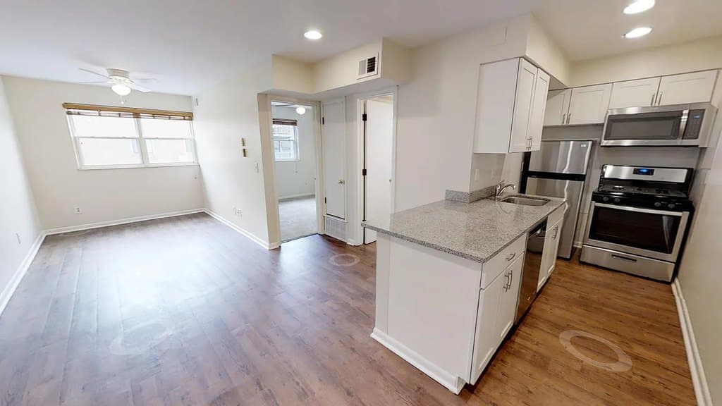 31 Chittenden Ave