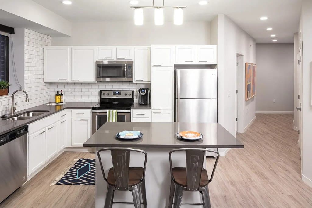 Confluence on 3rd Apartments