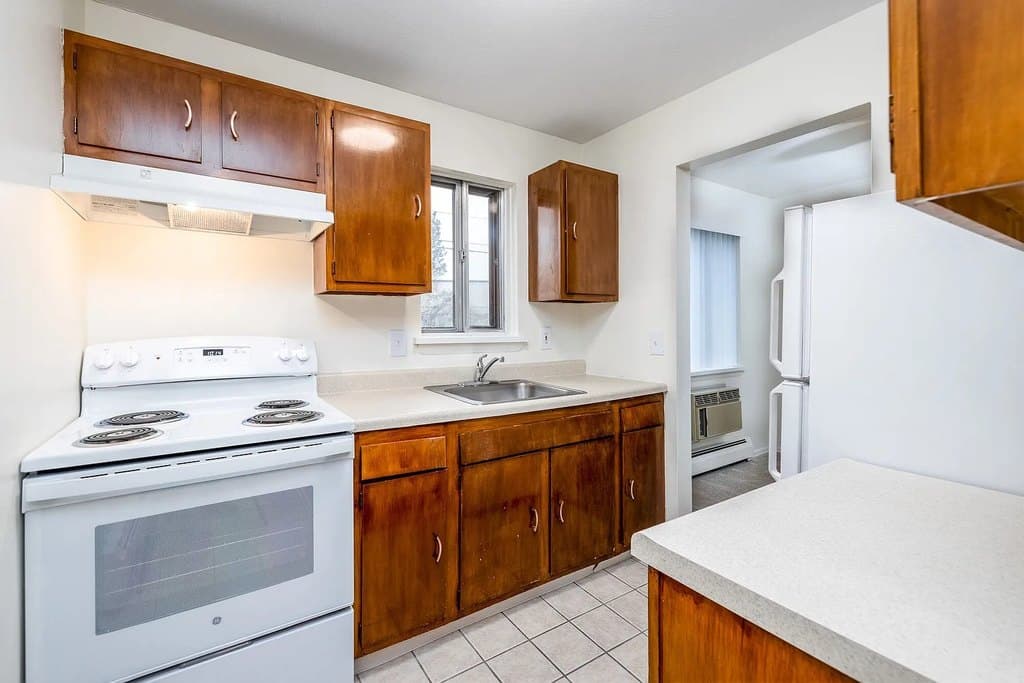 Community Manor Apartments