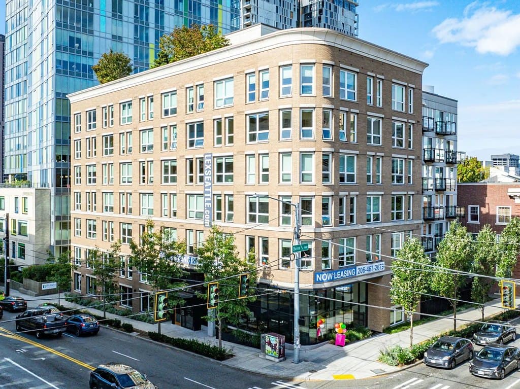 Lexington Apartments