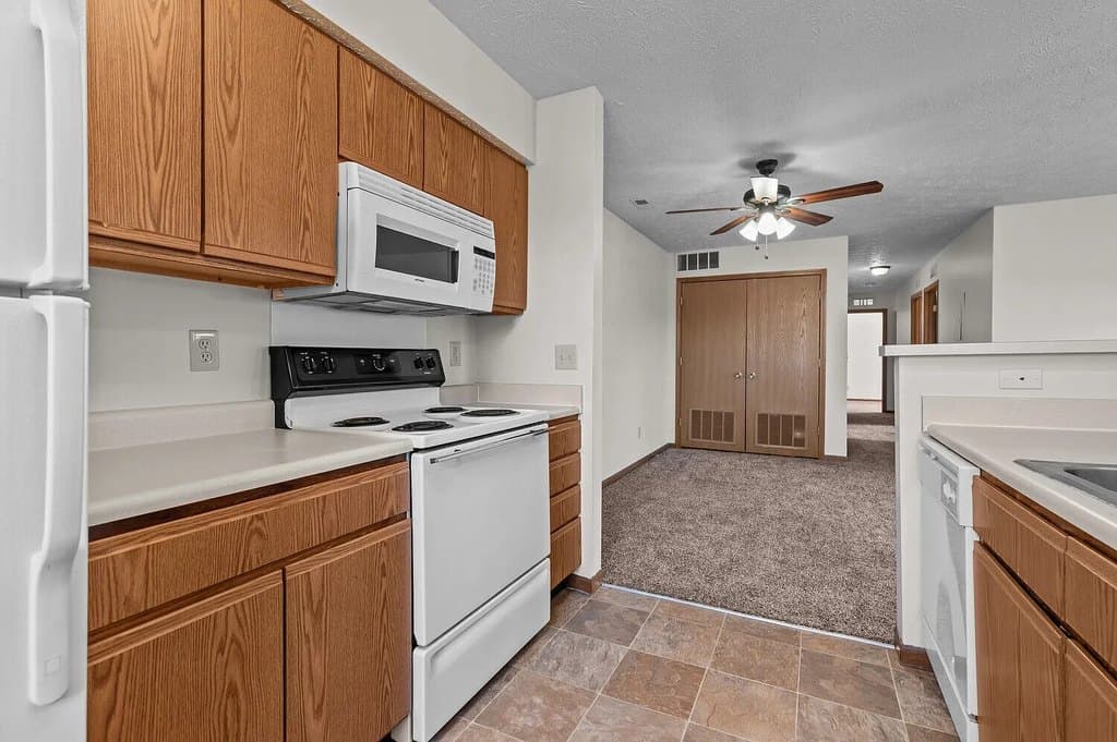 Brookstone Place Apartments