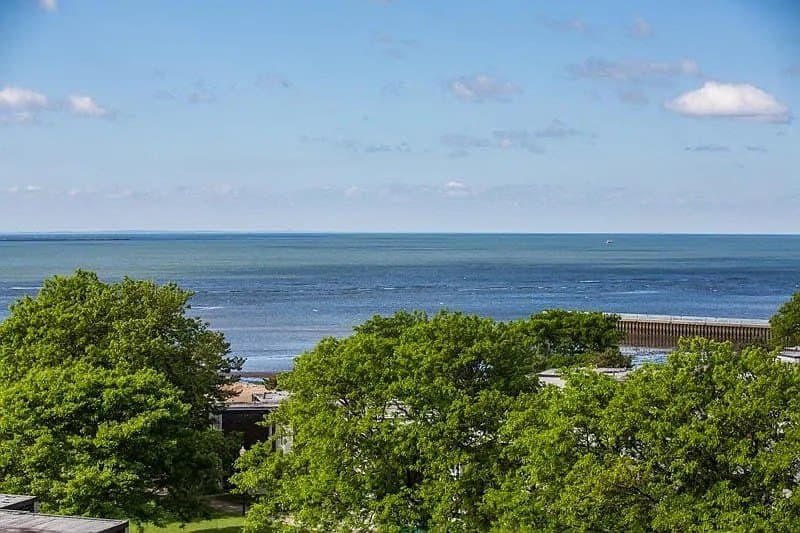 Soundview Apartments