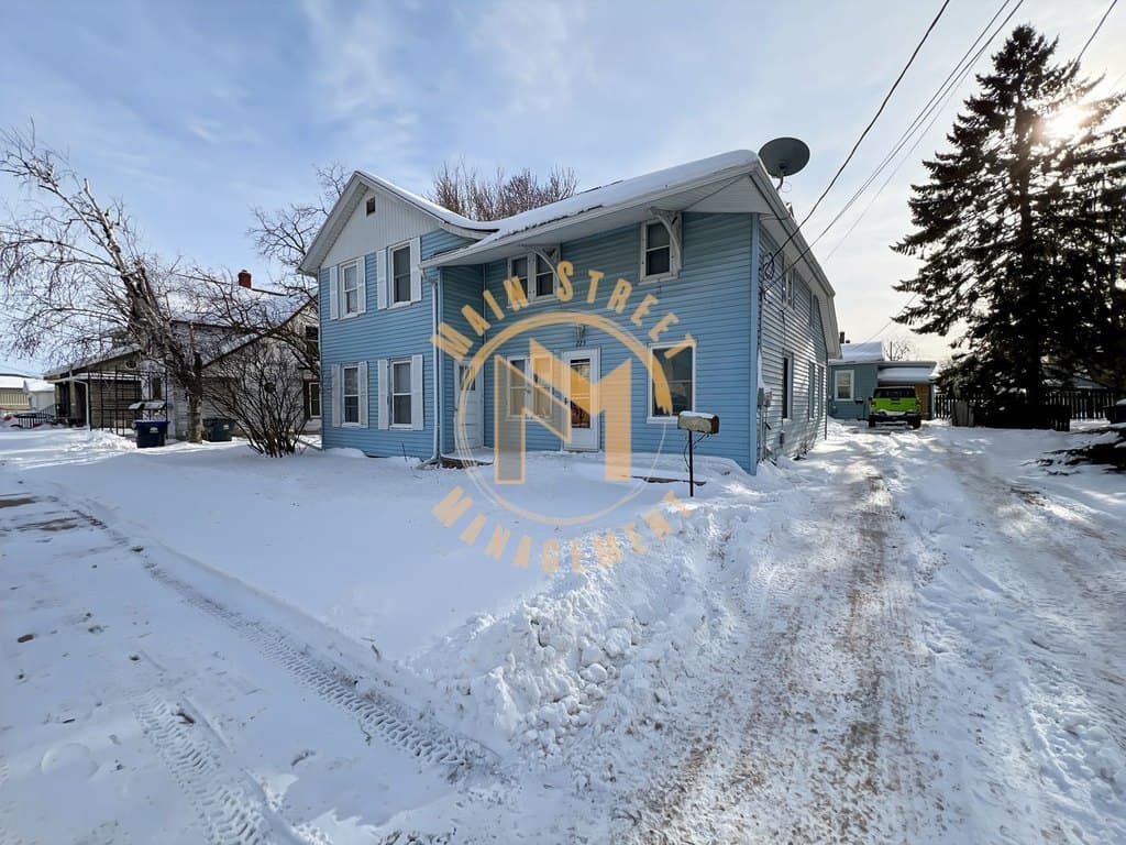 223 E Franklin Ave.