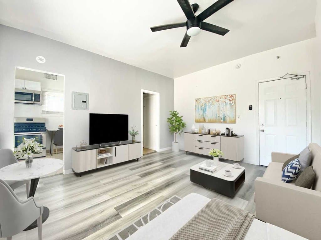 The Ritz Apartments