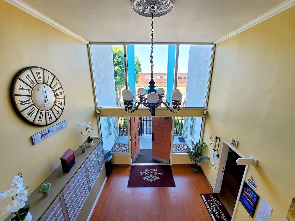 Villa Mesa Apartments