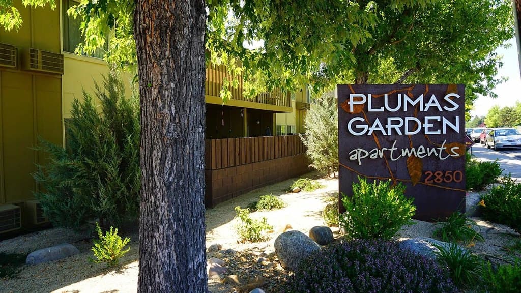 Plumas Garden Apartments