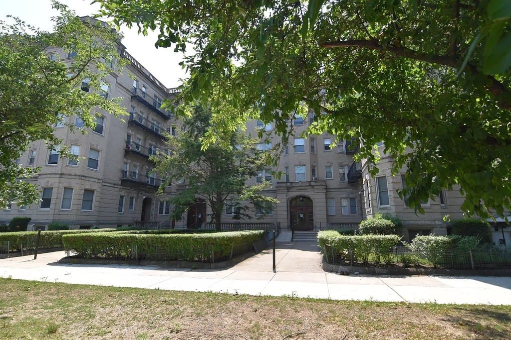25-27 Park Drive