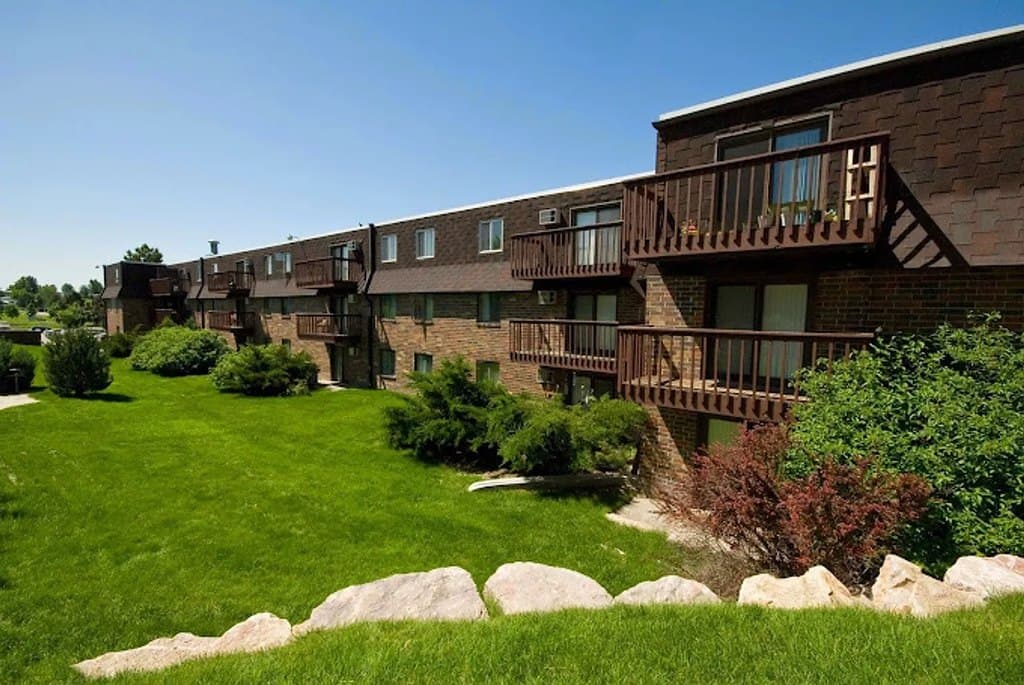 LaCrosse Apartments