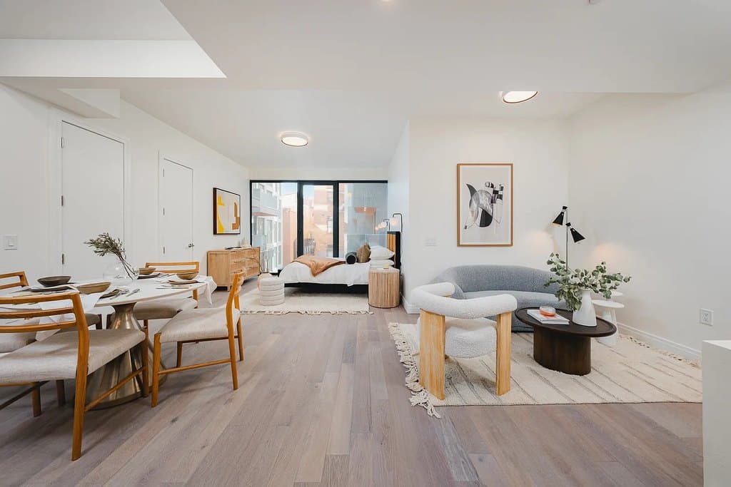 255 Lorimer Street