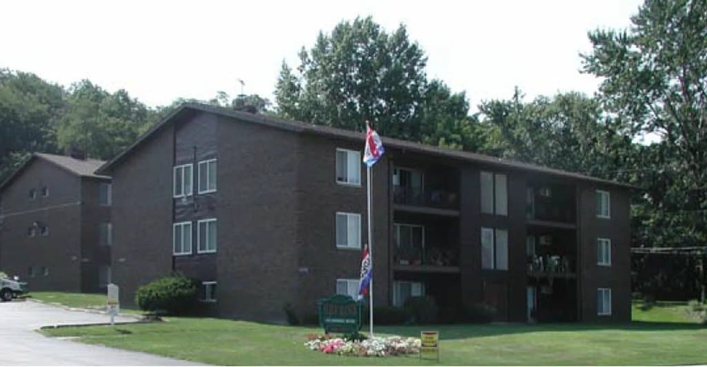 Aljer Manor Apartments
