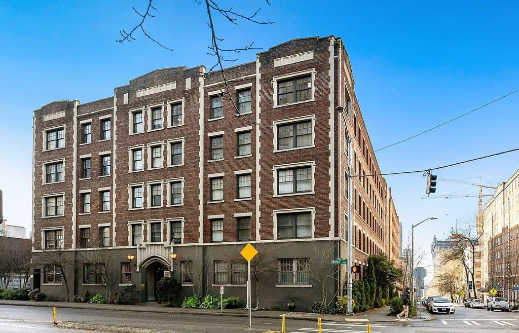 Discover Downtown Living at Chasselton Apartments