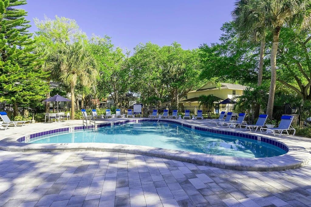 Sherwood Oaks Apartments