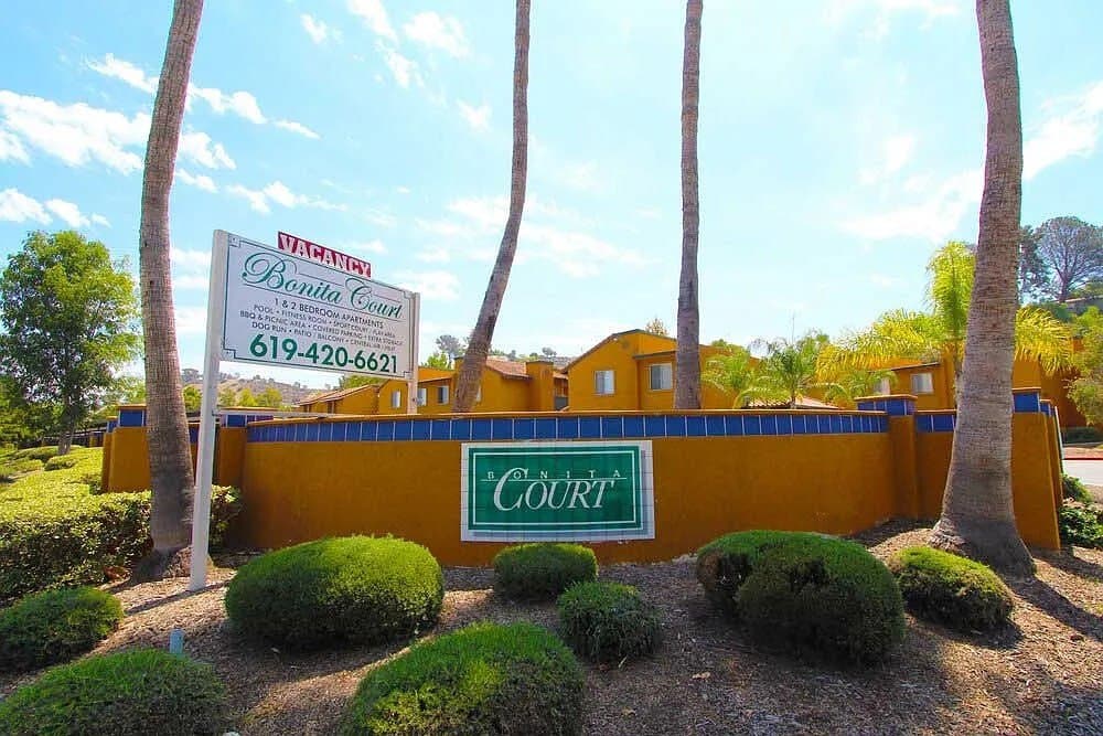 BONITA COURT APARTMENTS