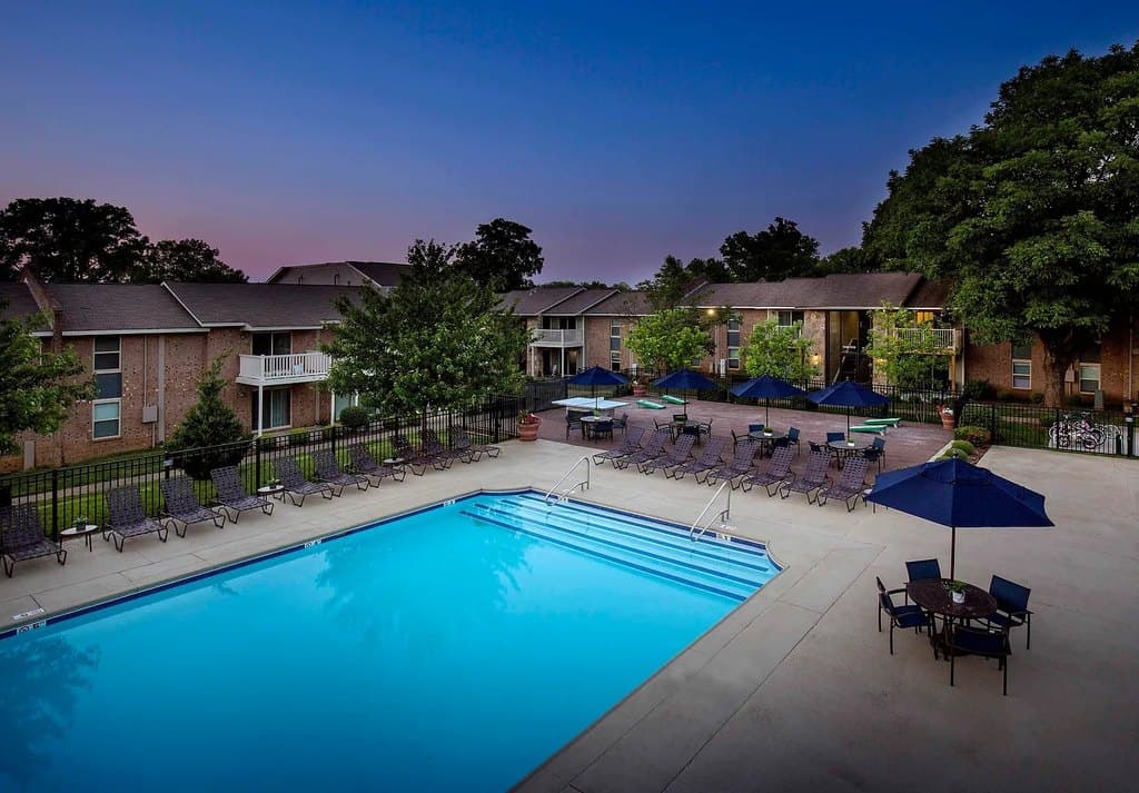 Plainview Apartments