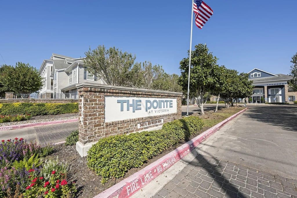 The Pointe at Victoria