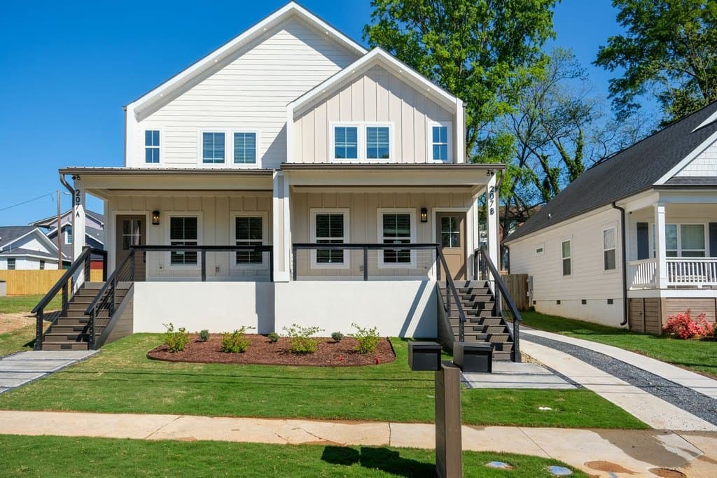 207 S. Calhoun Street