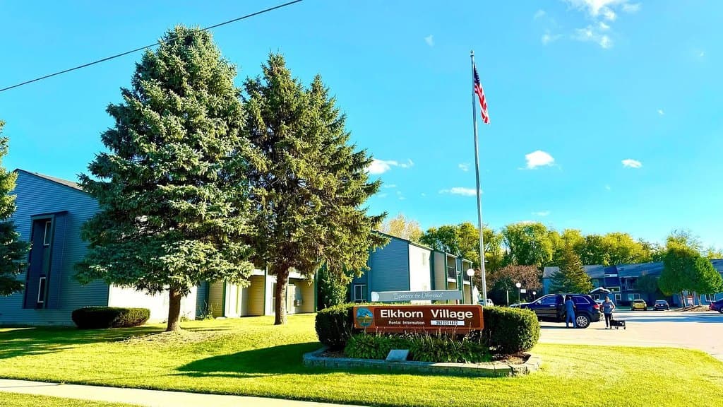 Elkhorn Village Apartments
