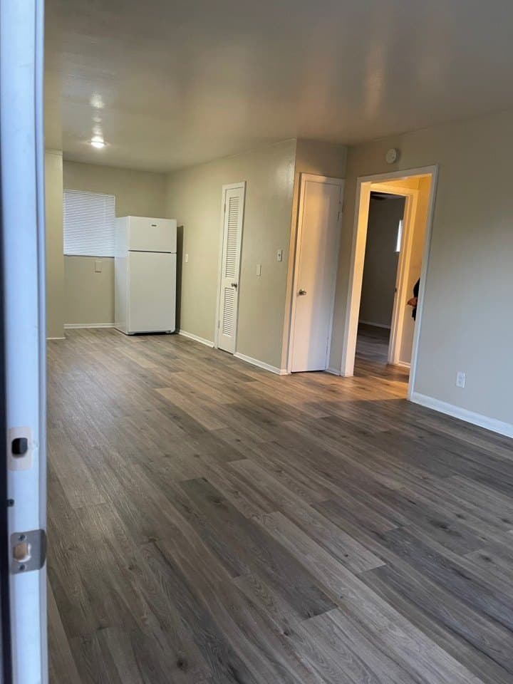 Hershe Street Apartments