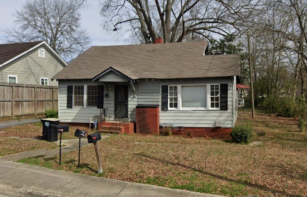 9 Sycamore St.