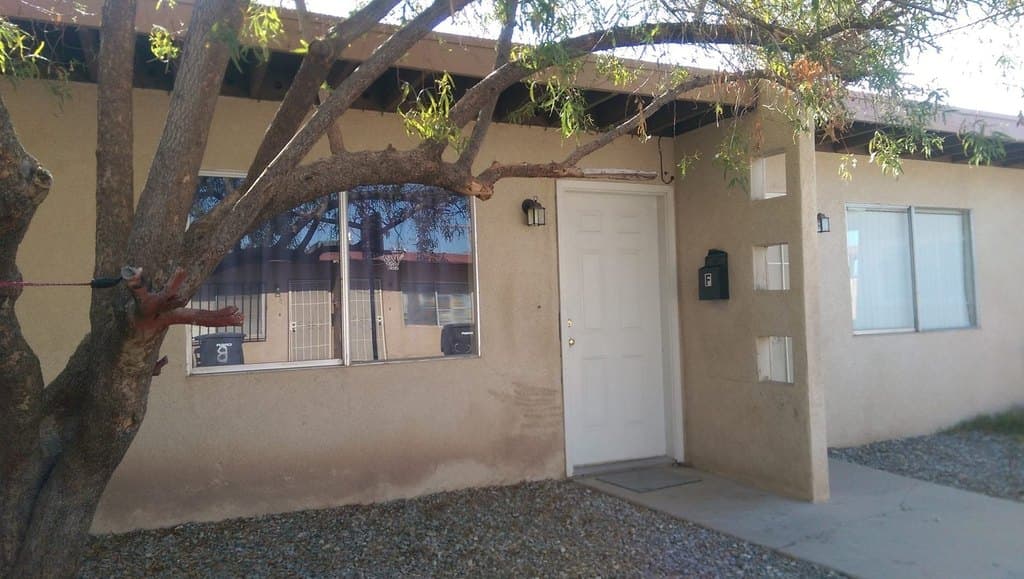 534 El Centro Ave.