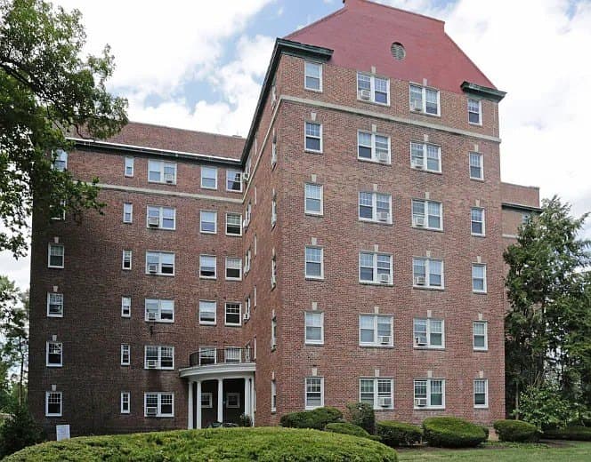Mermont Plaza
