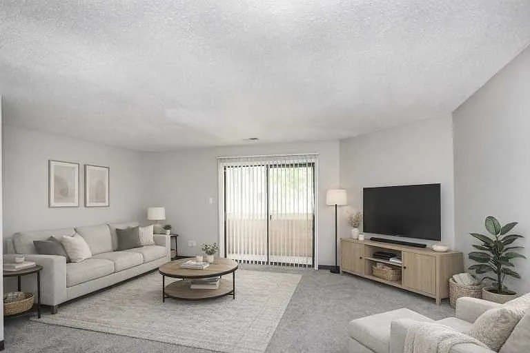 Deercross Apartments