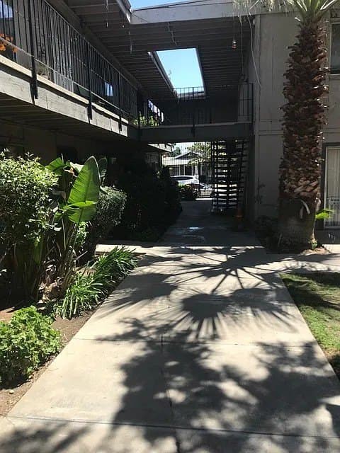 Glenn Apartments